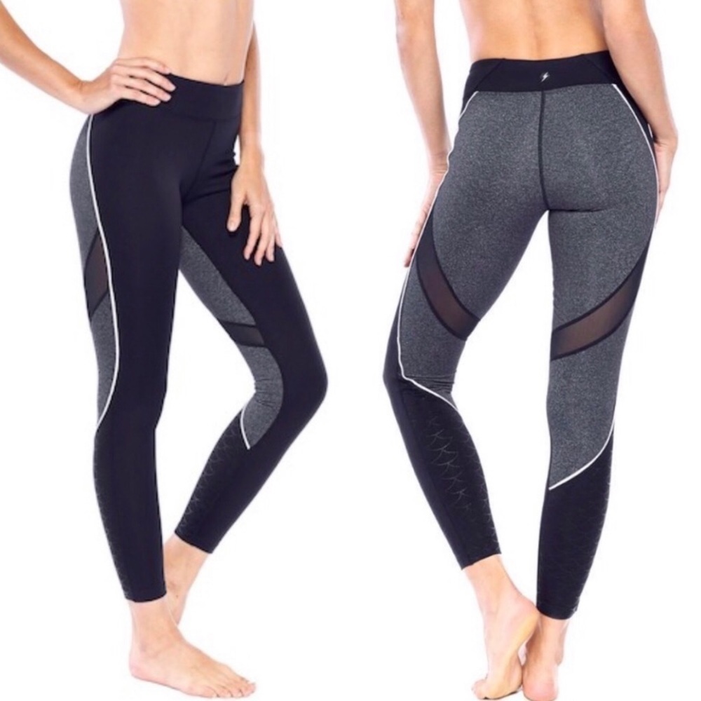 NWT electric yoga mermaid style scale leggings